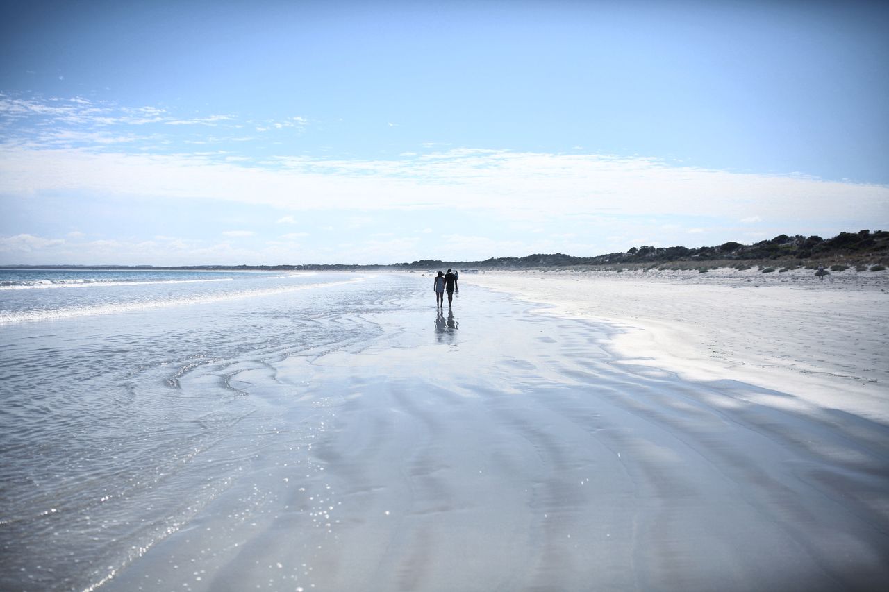 粉红色的盐湖，少见哦