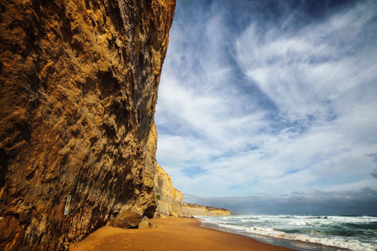 估计是很少人会走到这个沙滩来看吧
