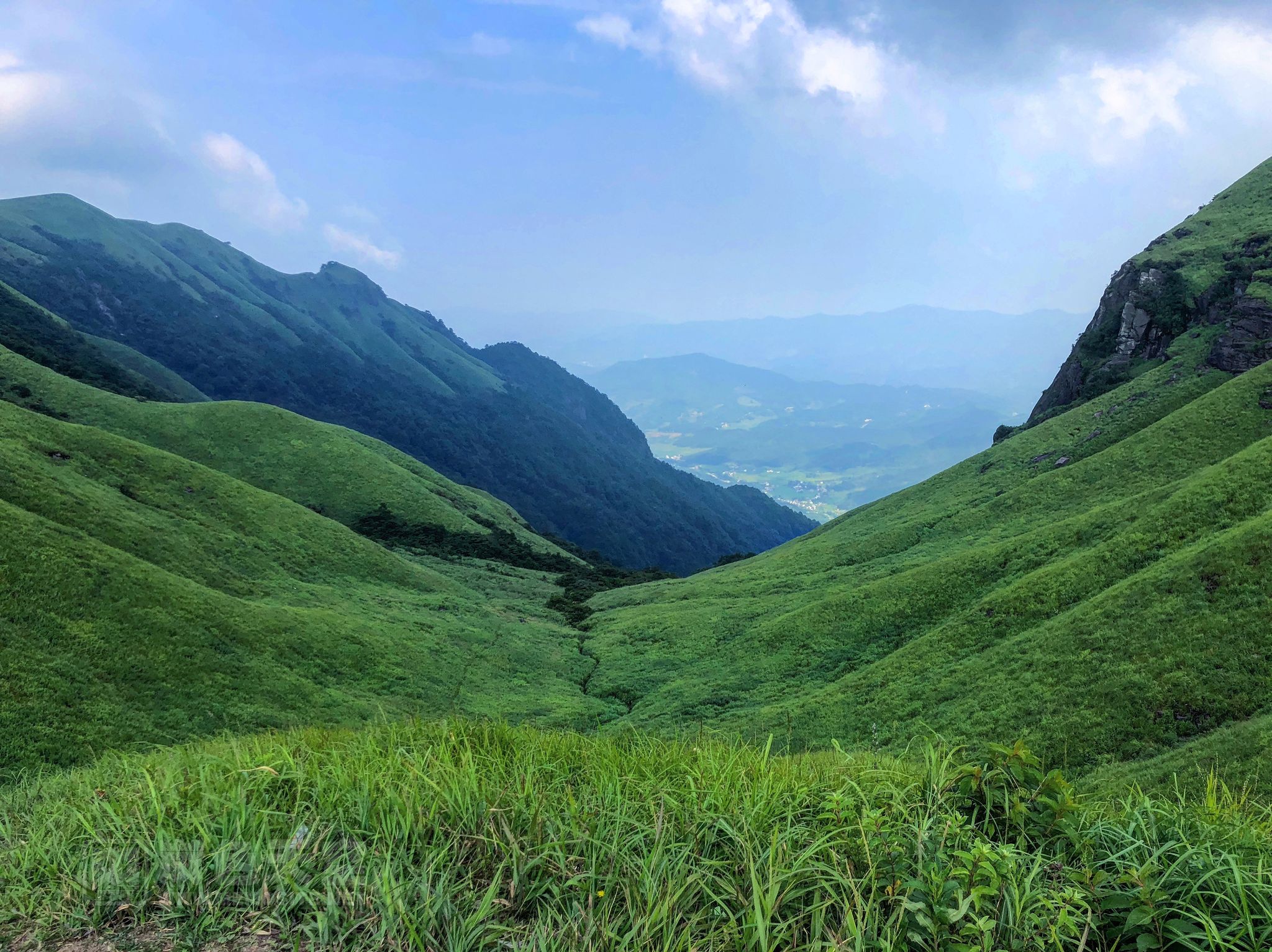 远处的城镇应该就是萍乡了,今晚就要从那坐高铁回家