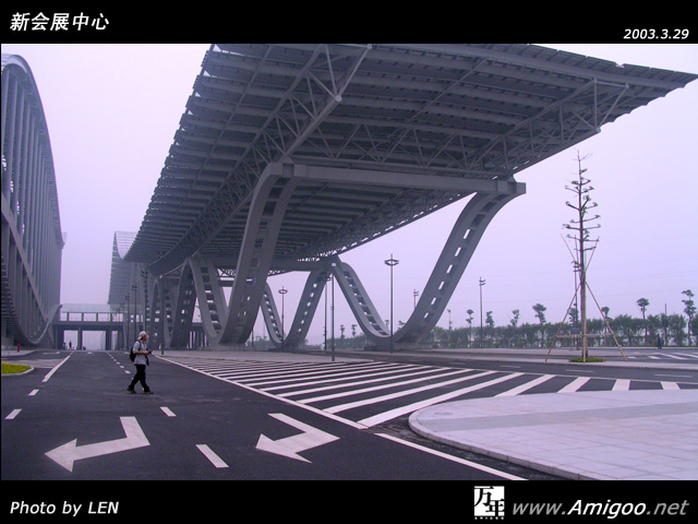 远看总有点像巨人的跳台